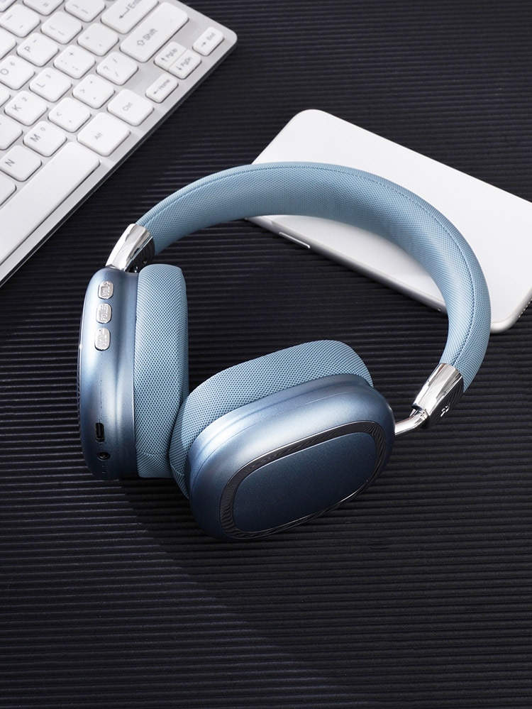 B35 Noise cancelling headphones